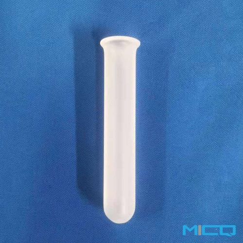 זכוכית קוורץ עבה מותאמת אישית צינור אטום ומעוגל עם פנים חיצוניות חלבית