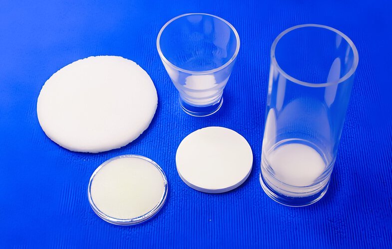 110℃以上におけるK₃PO₄を含むNMP:水溶液中での石英フリットの安定性