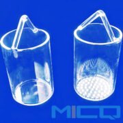 Giỏ treo bằng thủy tinh thạch anh chế tác theo yêu cầu với tấm lọc được khoan bằng laser.